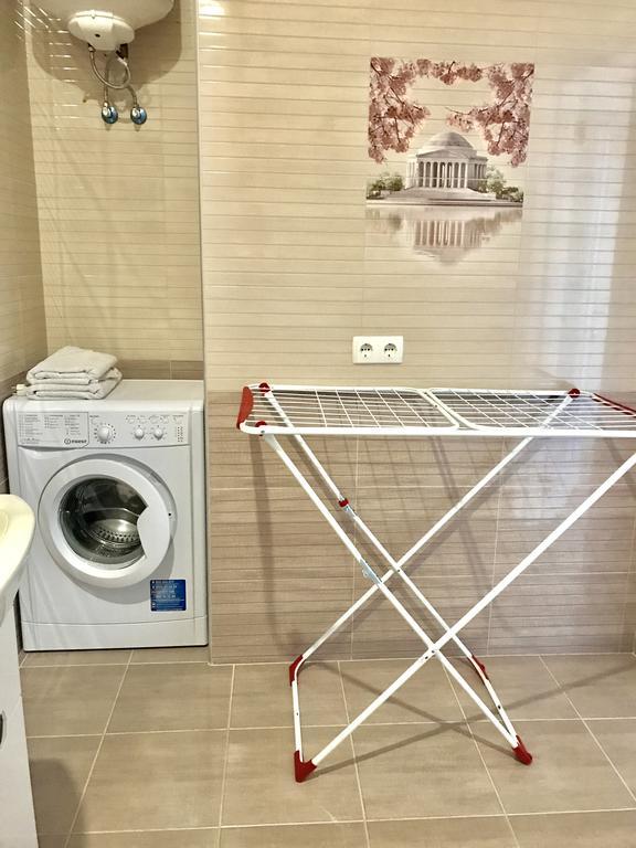 Apartment Henuezka 5 Одесса Экстерьер фото